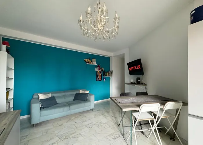 Home Stay And Relax In Milan